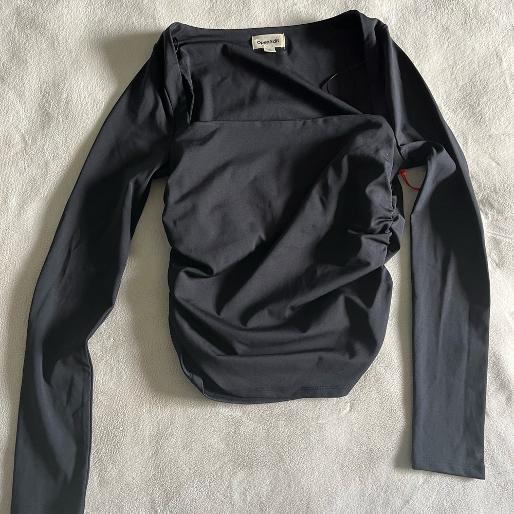 Black Long Sleeve Top